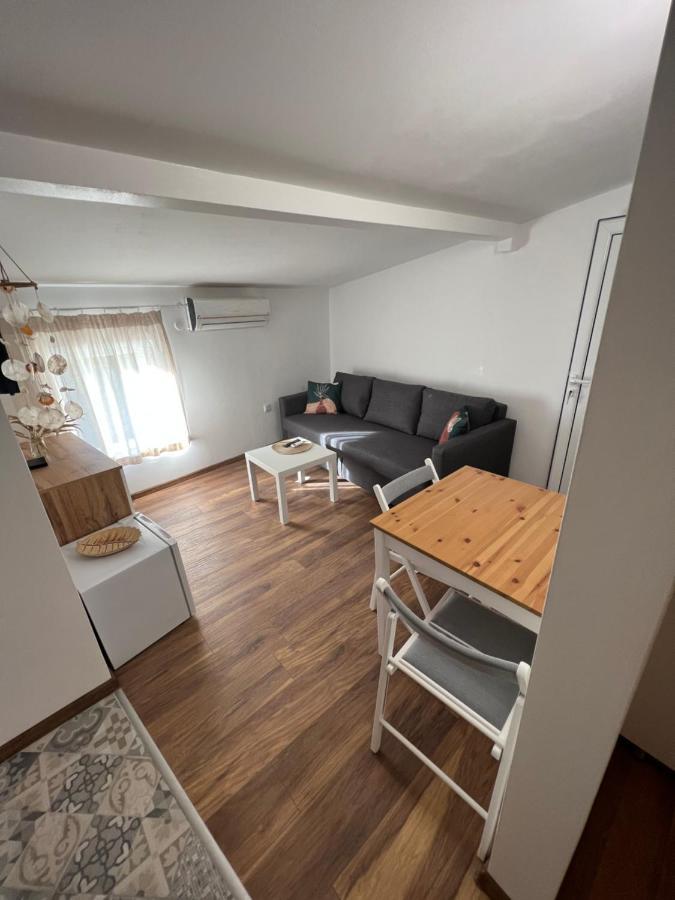 The Rainbow 5 Apartment Sofia Exterior photo